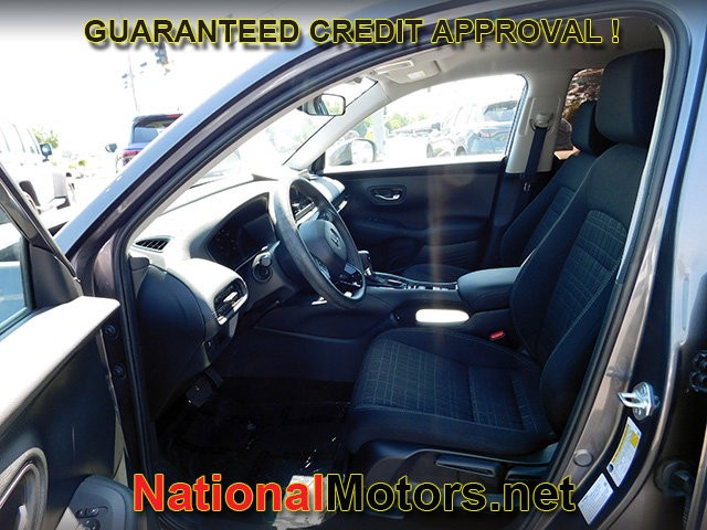 Honda HR-V Vehicle Full-screen Gallery Image 12