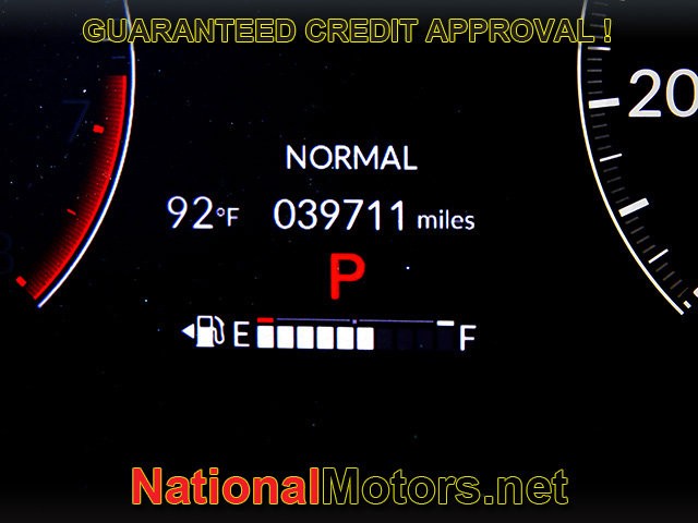 Honda HR-V Vehicle Full-screen Gallery Image 19