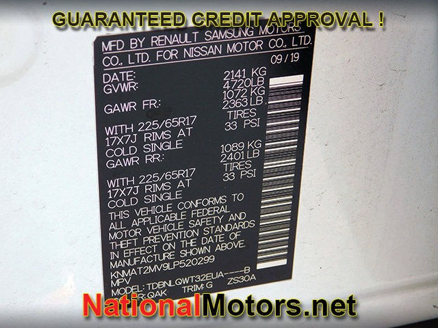 Nissan Rogue Vehicle Full-screen Gallery Image 24