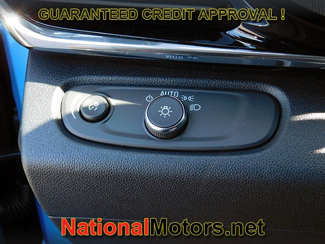Buick Envista Vehicle Full-screen Gallery Image 19