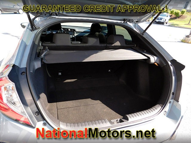 Honda Civic Hatchback Vehicle Full-screen Gallery Image 06