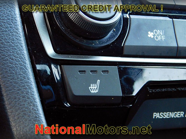 Honda Civic Hatchback Vehicle Full-screen Gallery Image 14
