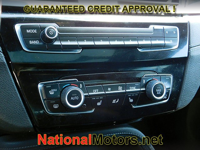 BMW X2 Vehicle Full-screen Gallery Image 21