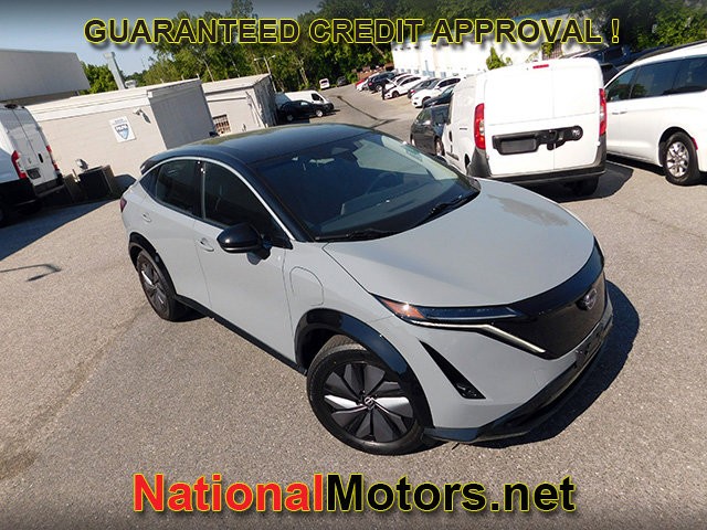 Nissan ARIYA Vehicle Full-screen Gallery Image 02