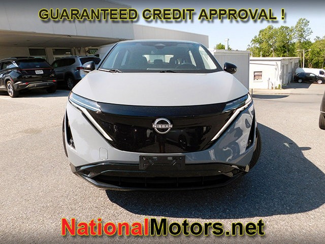 Nissan ARIYA Vehicle Full-screen Gallery Image 03