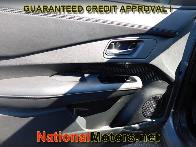 Nissan ARIYA Vehicle Full-screen Gallery Image 11