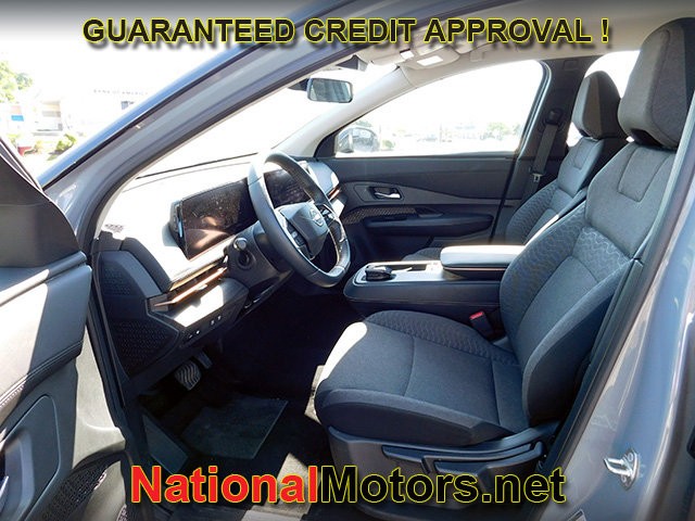 Nissan ARIYA Vehicle Full-screen Gallery Image 12