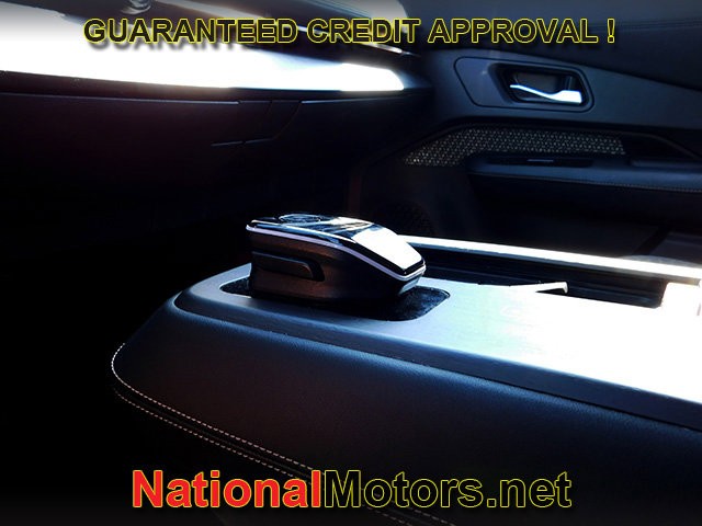 Nissan ARIYA Vehicle Full-screen Gallery Image 16