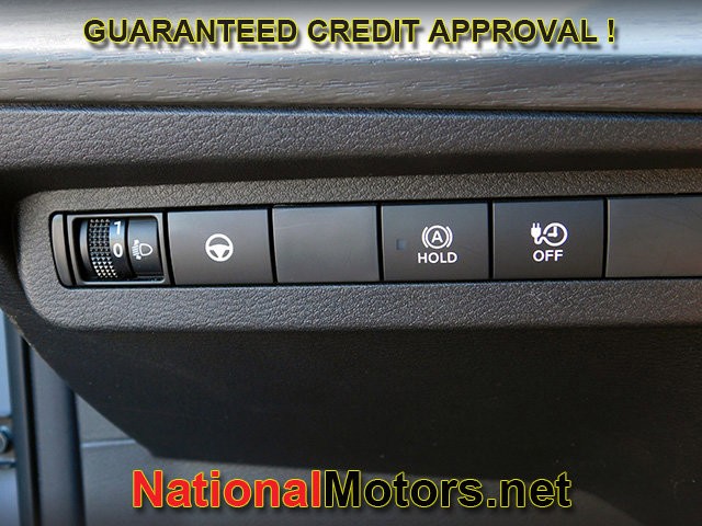 Nissan ARIYA Vehicle Full-screen Gallery Image 19