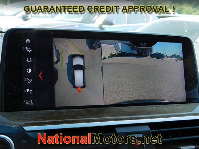 BMW X3 Vehicle Full-screen Gallery Image 20