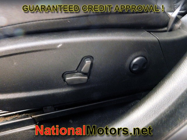 Dodge Charger Vehicle Full-screen Gallery Image 13