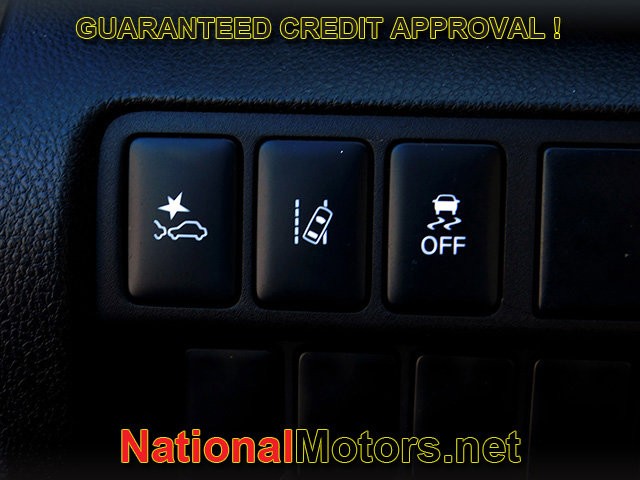 Mitsubishi Eclipse Cross Vehicle Full-screen Gallery Image 21