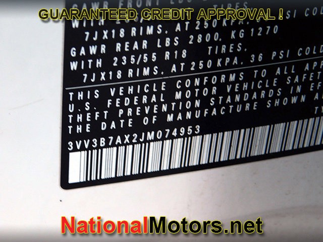 Volkswagen Tiguan Vehicle Full-screen Gallery Image 28