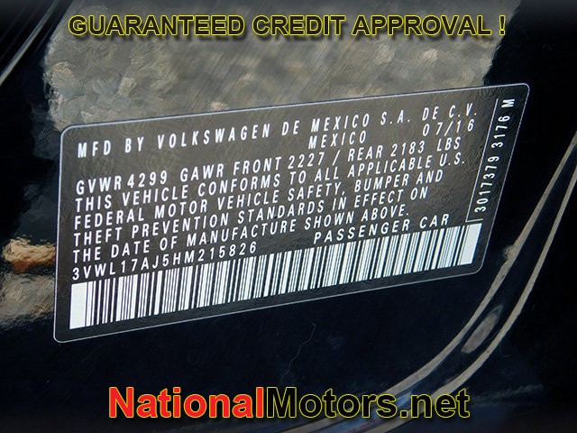 Volkswagen Jetta Vehicle Full-screen Gallery Image 26