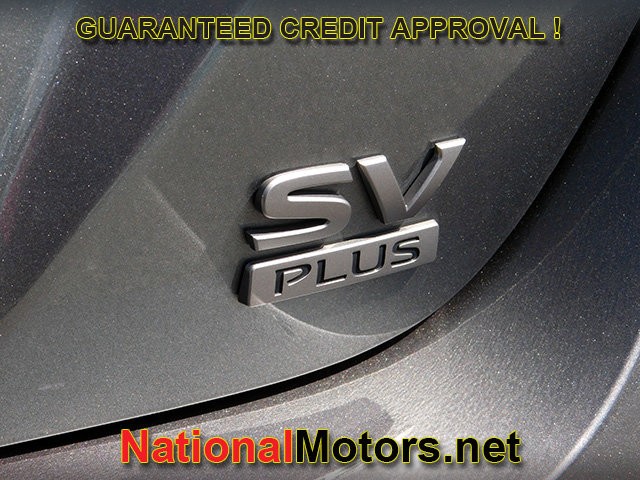 Nissan LEAF Vehicle Full-screen Gallery Image 07