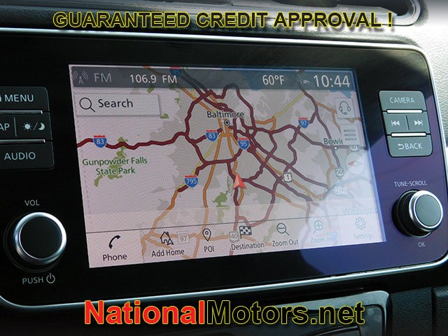 Nissan LEAF Vehicle Full-screen Gallery Image 16