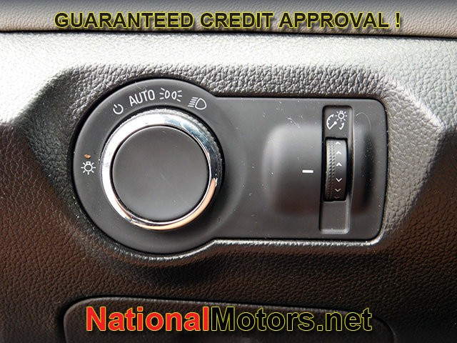 Chevrolet Cruze Vehicle Full-screen Gallery Image 17