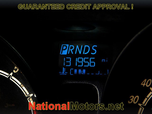 Ford Fiesta Vehicle Full-screen Gallery Image 15