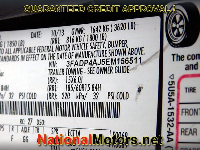 Ford Fiesta Vehicle Full-screen Gallery Image 17