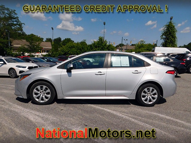 Toyota Corolla Vehicle Full-screen Gallery Image 02