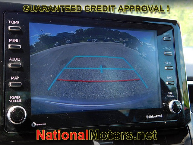 Toyota Corolla Vehicle Full-screen Gallery Image 13