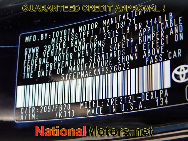 Toyota Corolla Vehicle Full-screen Gallery Image 17