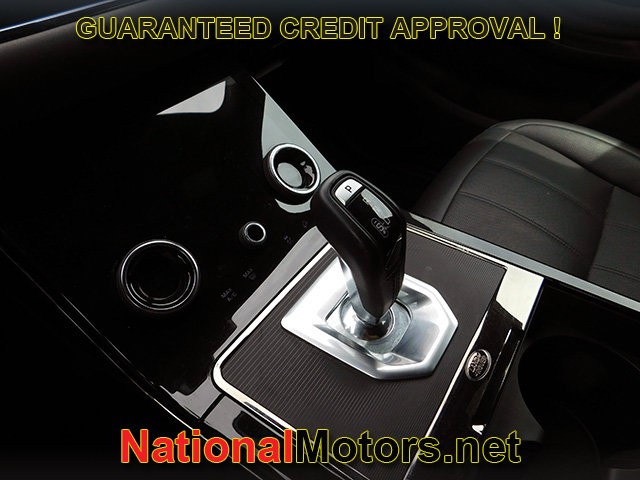 Land Rover Range Rover Evoque Vehicle Full-screen Gallery Image 20