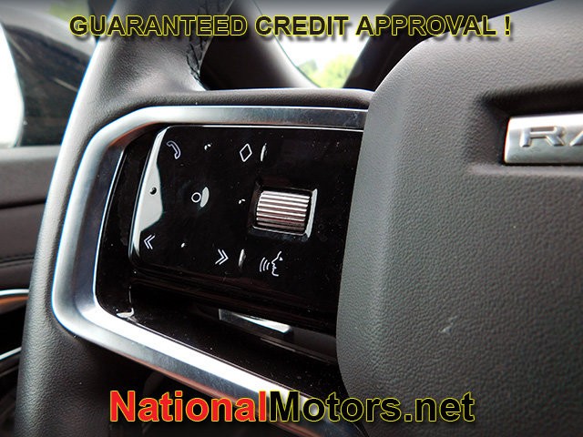 Land Rover Range Rover Evoque Vehicle Full-screen Gallery Image 22