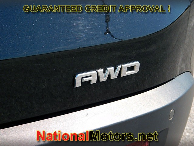 GMC Acadia Vehicle Full-screen Gallery Image 06