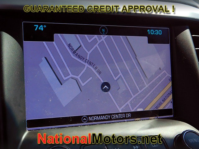 GMC Acadia Vehicle Full-screen Gallery Image 18