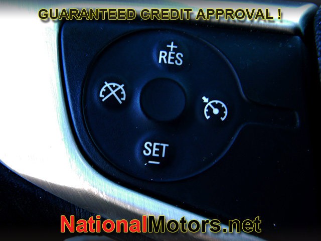 GMC Acadia Vehicle Full-screen Gallery Image 24