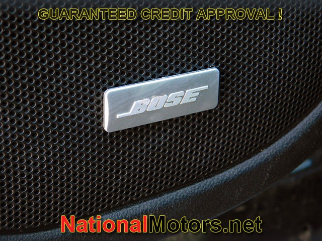 GMC Acadia Vehicle Full-screen Gallery Image 27