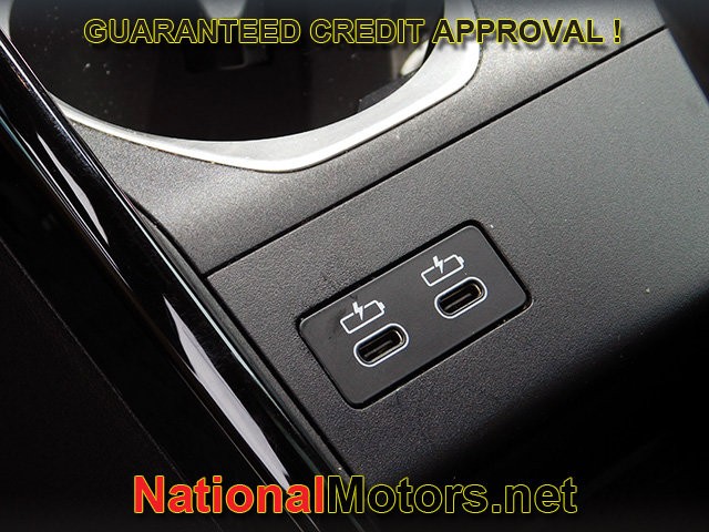 BMW X1 Vehicle Full-screen Gallery Image 24