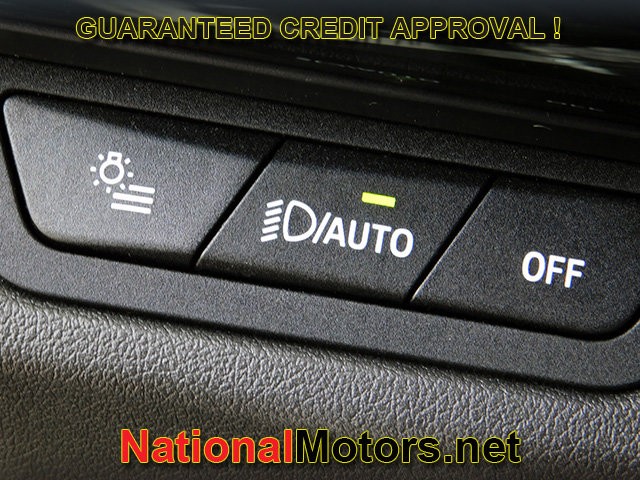 BMW X1 Vehicle Full-screen Gallery Image 29