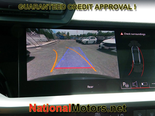 Audi A3 Vehicle Full-screen Gallery Image 19