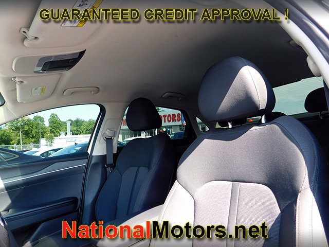 Kia K5 Vehicle Full-screen Gallery Image 12