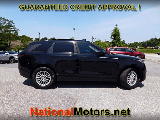 Land Rover Range Rover Velar Vehicle Full-screen Gallery Image 04