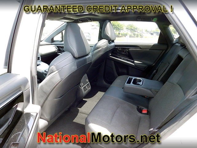 Toyota bZ4X Vehicle Full-screen Gallery Image 11