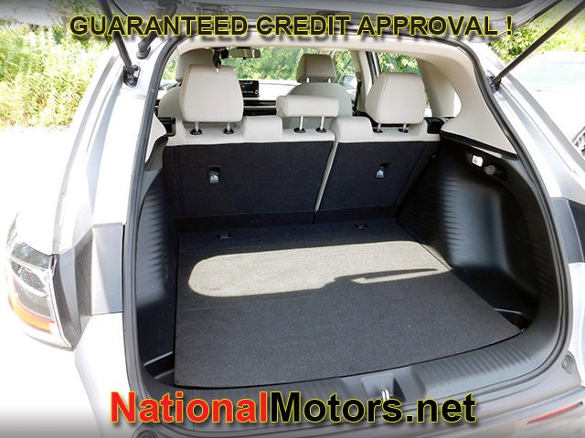 Honda HR-V Vehicle Full-screen Gallery Image 07