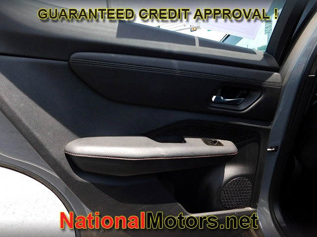 Nissan ARIYA Vehicle Full-screen Gallery Image 08