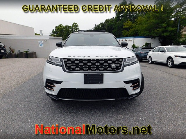 Land Rover Range Rover Velar Vehicle Full-screen Gallery Image 03