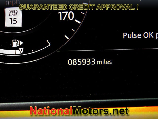 Land Rover Range Rover Velar Vehicle Full-screen Gallery Image 26