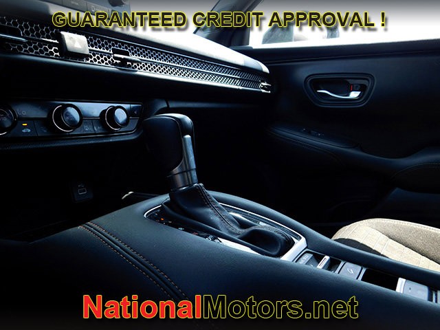 Honda HR-V Vehicle Full-screen Gallery Image 14