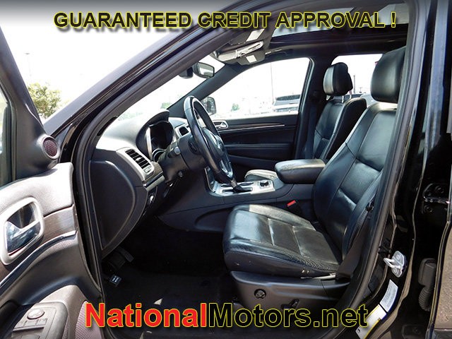 Jeep Grand Cherokee Vehicle Full-screen Gallery Image 17