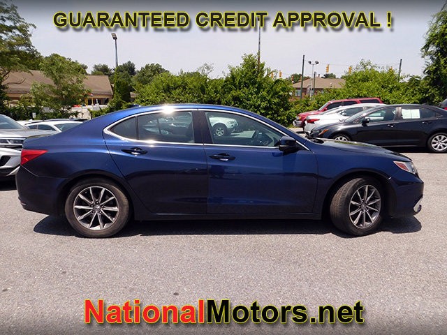 Acura TLX Vehicle Full-screen Gallery Image 04