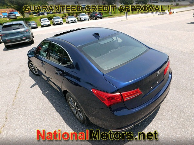 Acura TLX Vehicle Full-screen Gallery Image 06