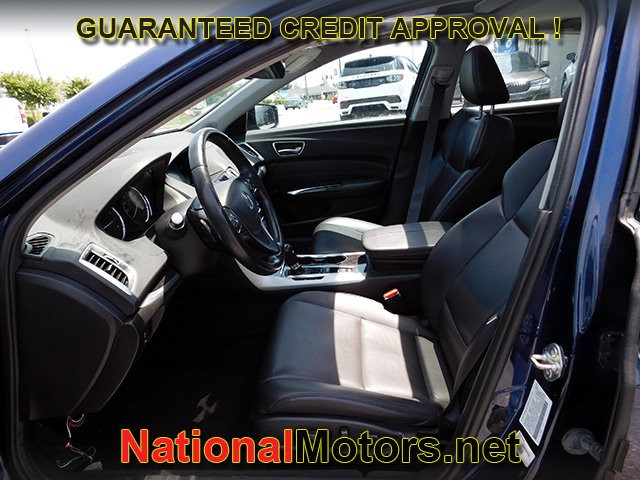 Acura TLX Vehicle Full-screen Gallery Image 14
