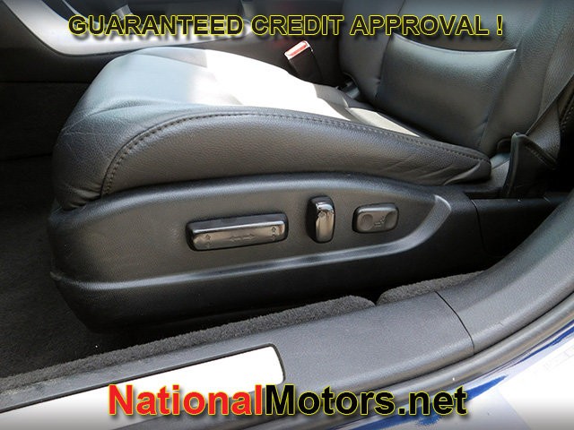 Acura TLX Vehicle Full-screen Gallery Image 15