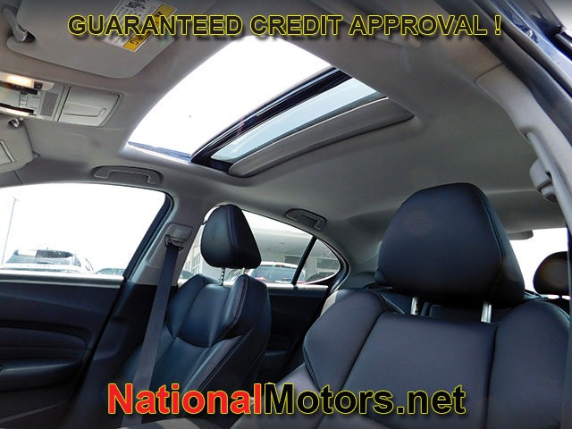 Acura TLX Vehicle Full-screen Gallery Image 16