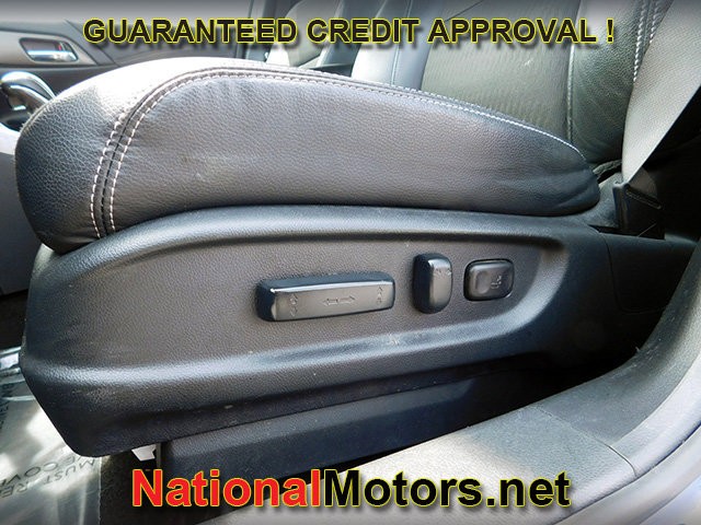 Honda Accord Sedan Vehicle Full-screen Gallery Image 14